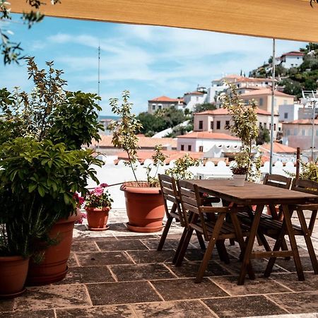 Arokaria Boutique Apartments Hydra  Bagian luar foto